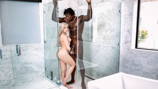 Basketball-Guy-and-Yoga-Girl นักกีฬา นิโกร อาบน้ำ